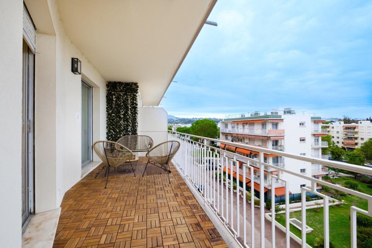 Le Millesime ~ Vue ~ Balcon ~ Parking Lägenhet Cagnes-sur-Mer Exteriör bild